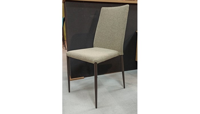 TOM - Chaise plusieurs coloris