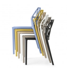 MIA - Chaise empilable en prolypropylène 2