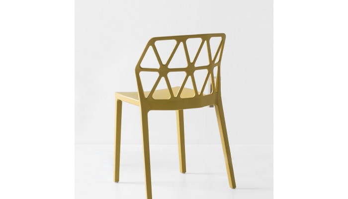 MIA - Chaise empilable en prolypropylène