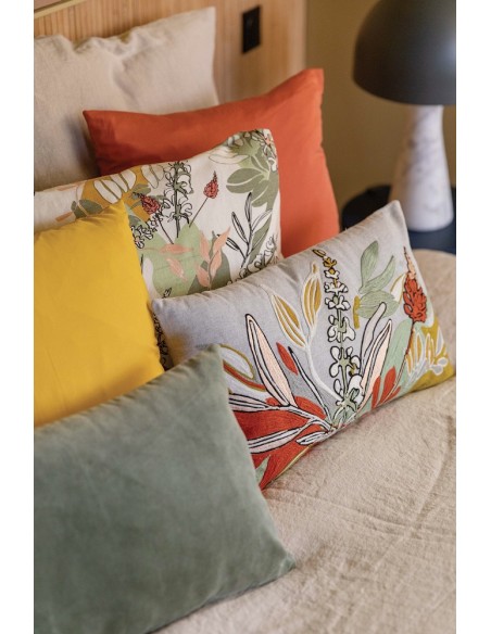GINA - Coussin recyclé brodé 45 X 45