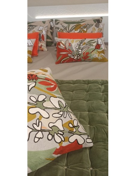 GINA - Coussin recyclé brodé 45 X 45