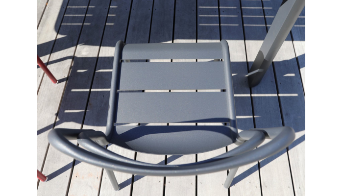 EOS - Chaise empilable rouge X2