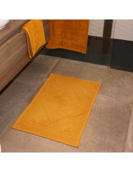 EDEN ROCK - Tapis de bain brodé chai tea